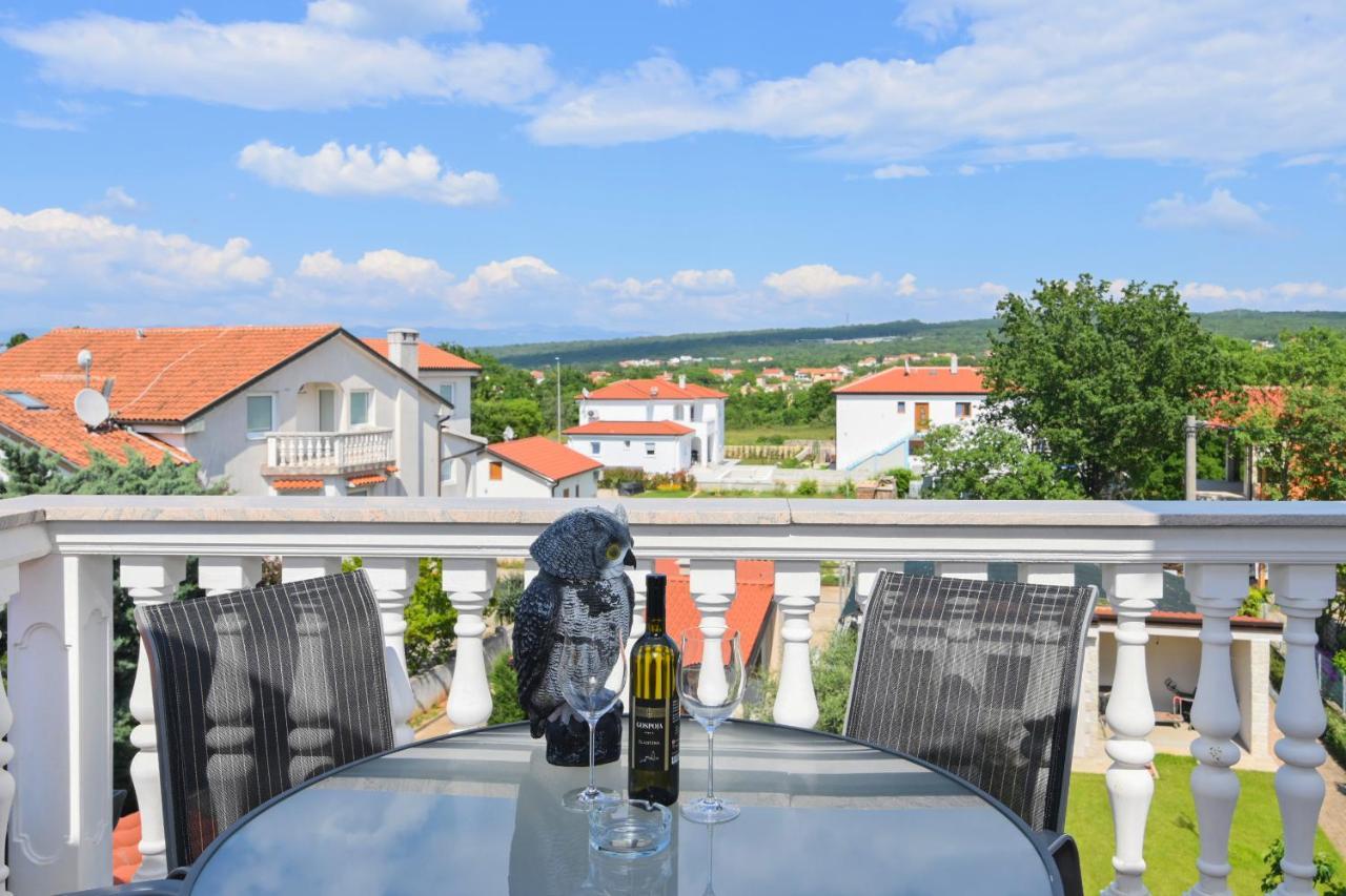 Apartments Basic Sveti Anton 88 مالينسكا المظهر الخارجي الصورة