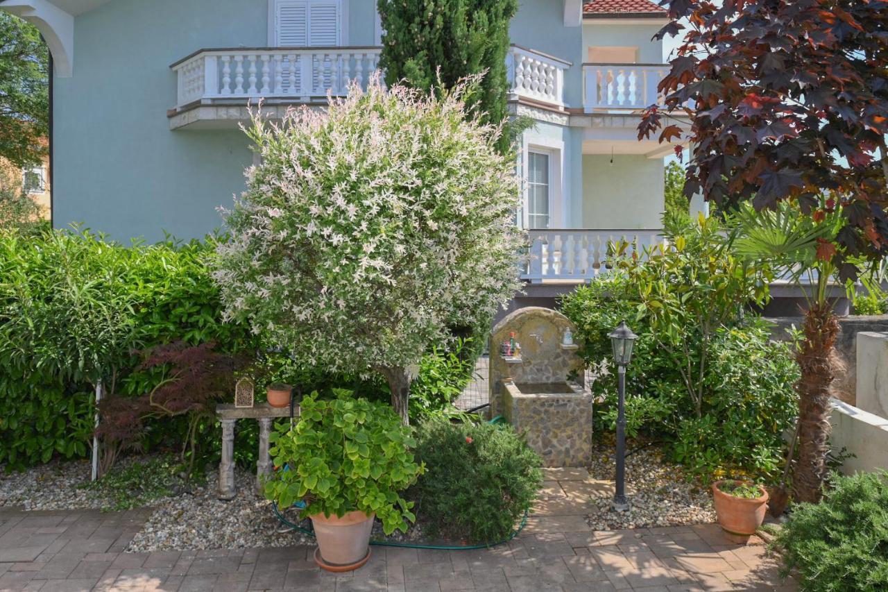 Apartments Basic Sveti Anton 88 مالينسكا المظهر الخارجي الصورة